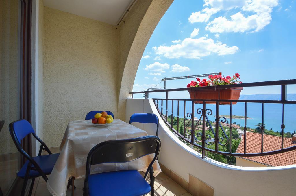 Apartment Natasa Novi Vinodolski Værelse billede